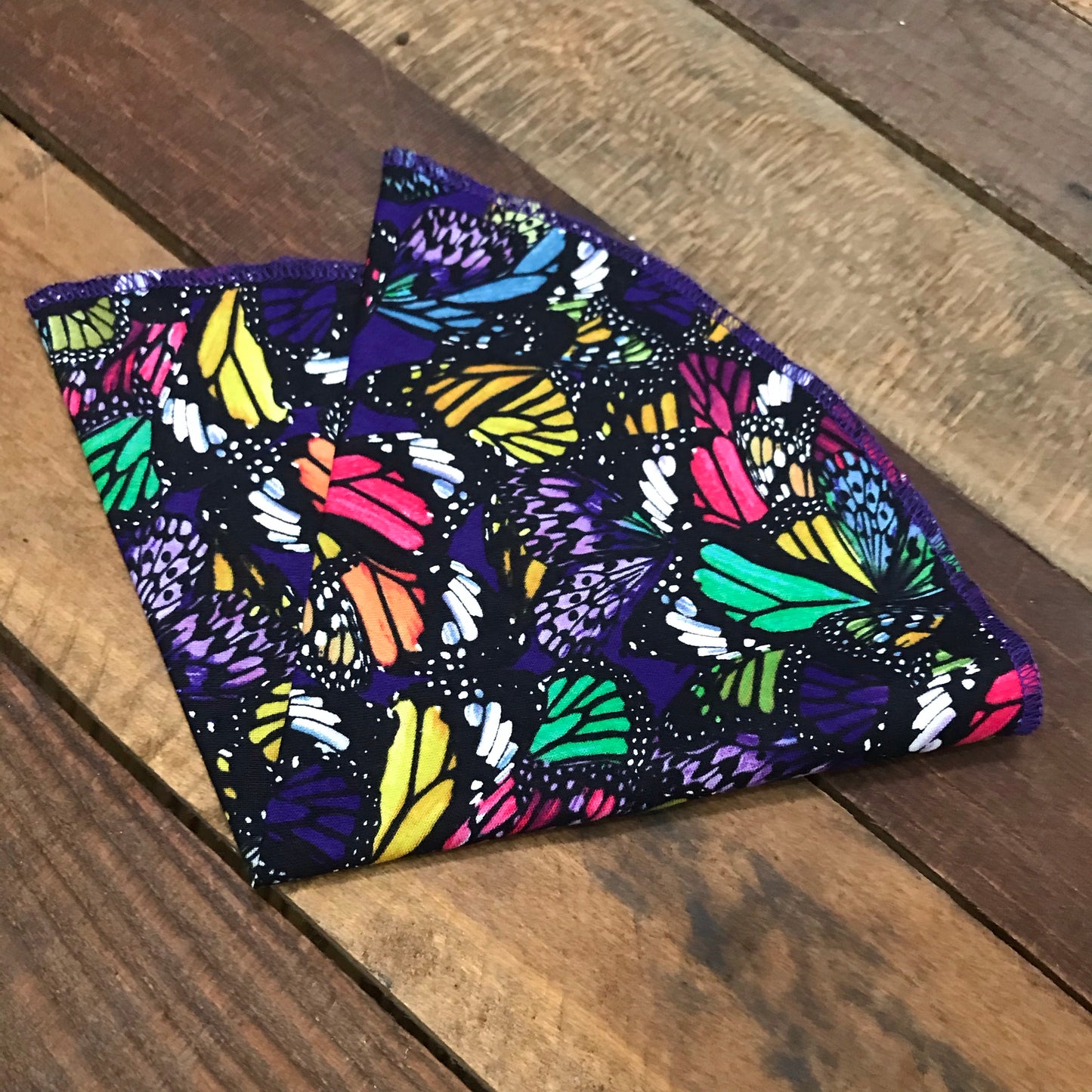 Butterflies Pocket Round