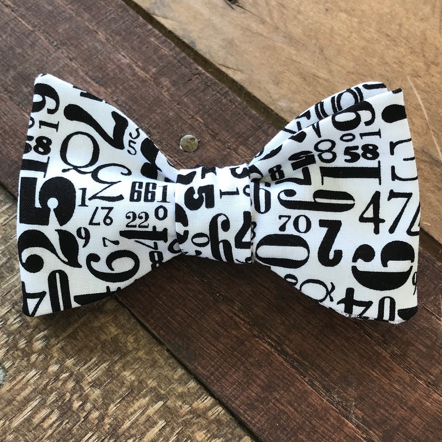 bow tie, bowtie, handmade bowtie, louisville kentucky bow tie, louisville bowtie