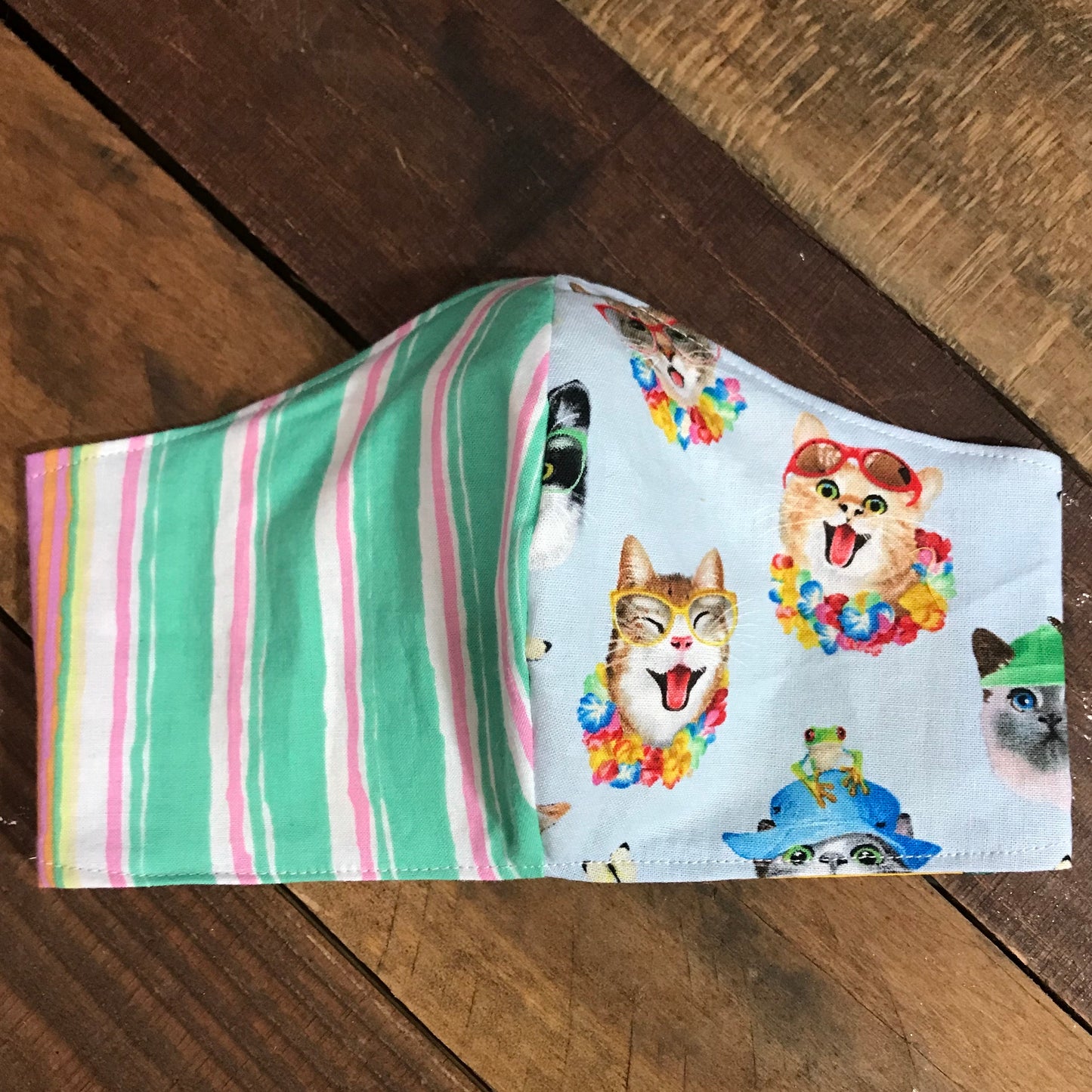 Women’s Happy Cats Mask