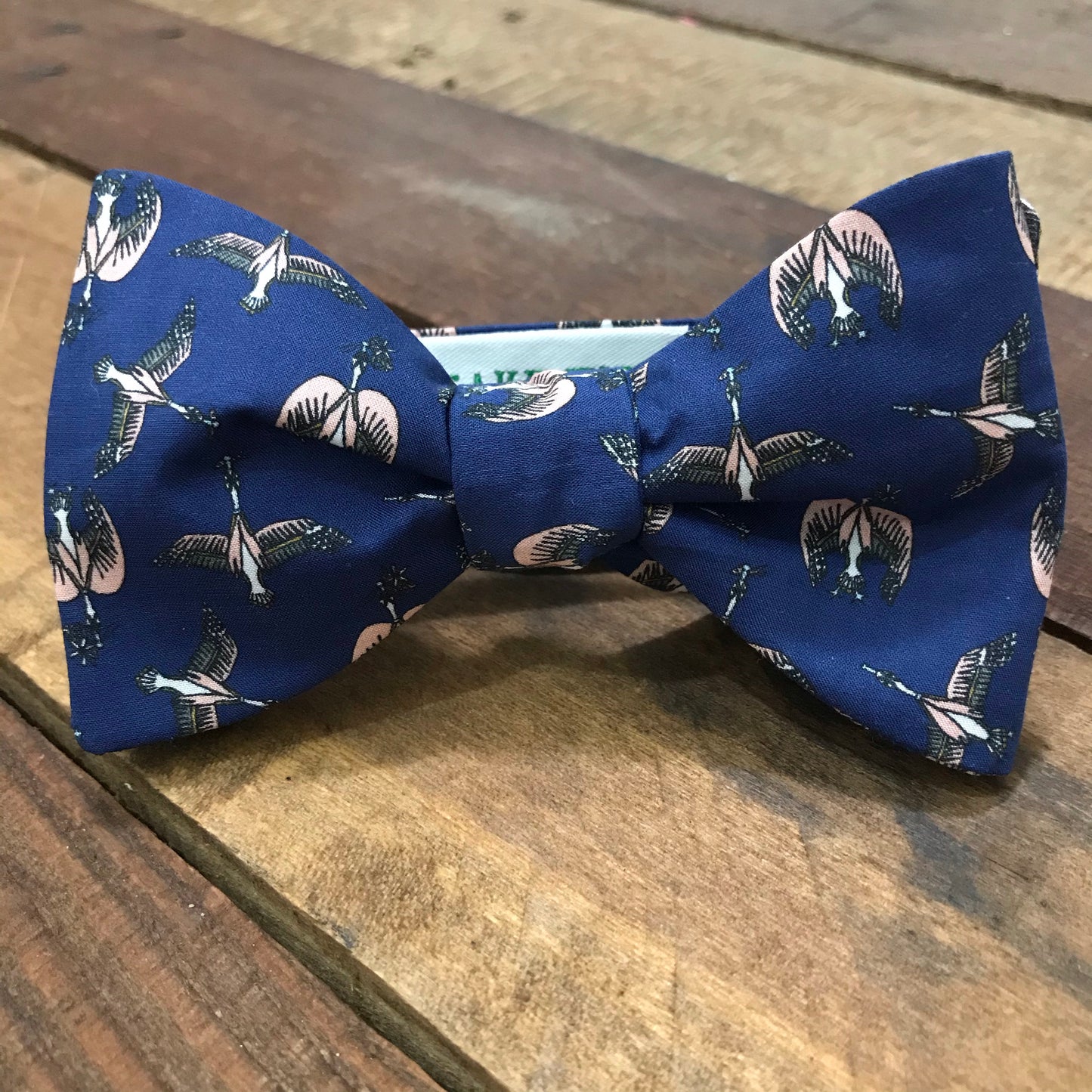 derby, derby bow tie, pink, navy