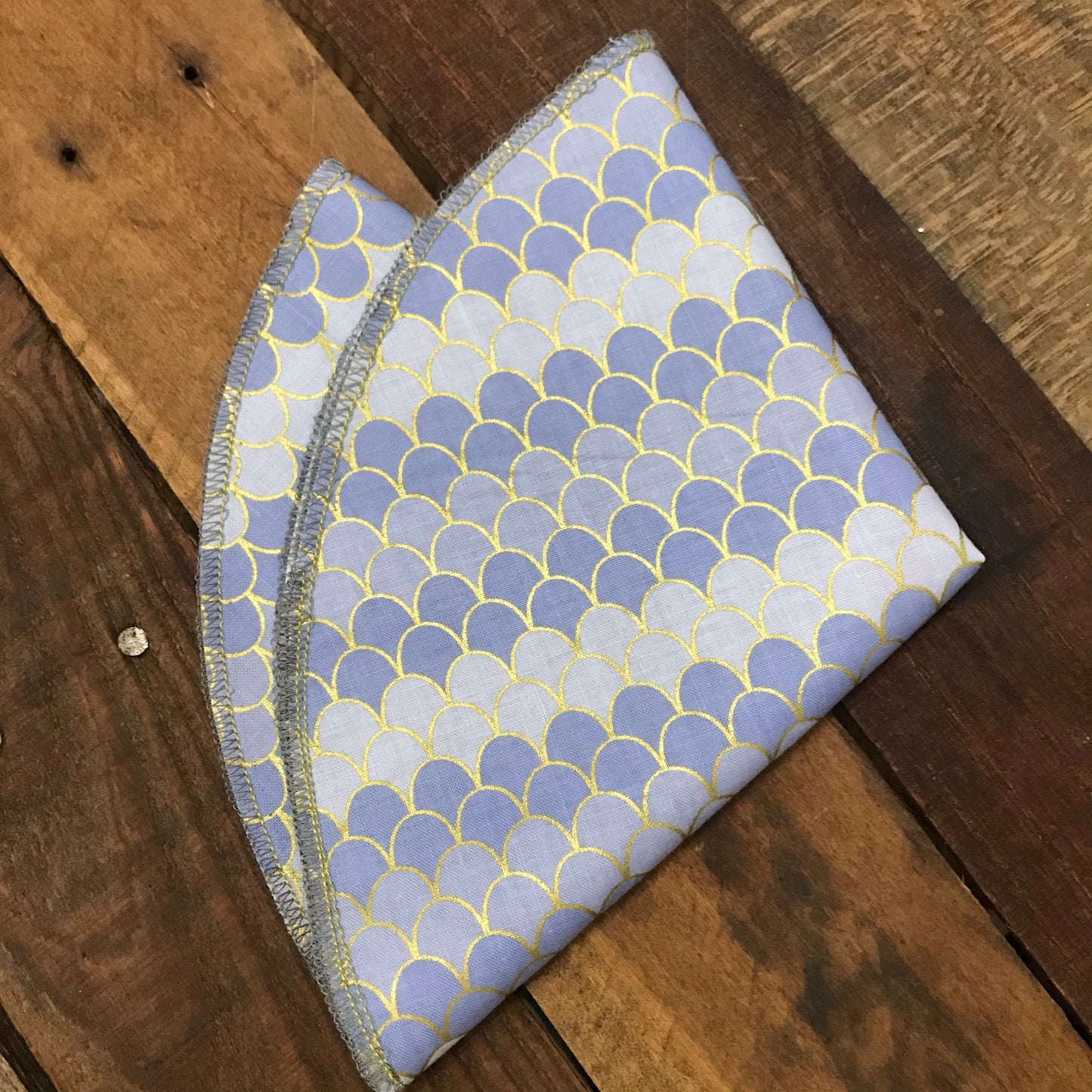 Periwinkle Mermaid Pocket Round