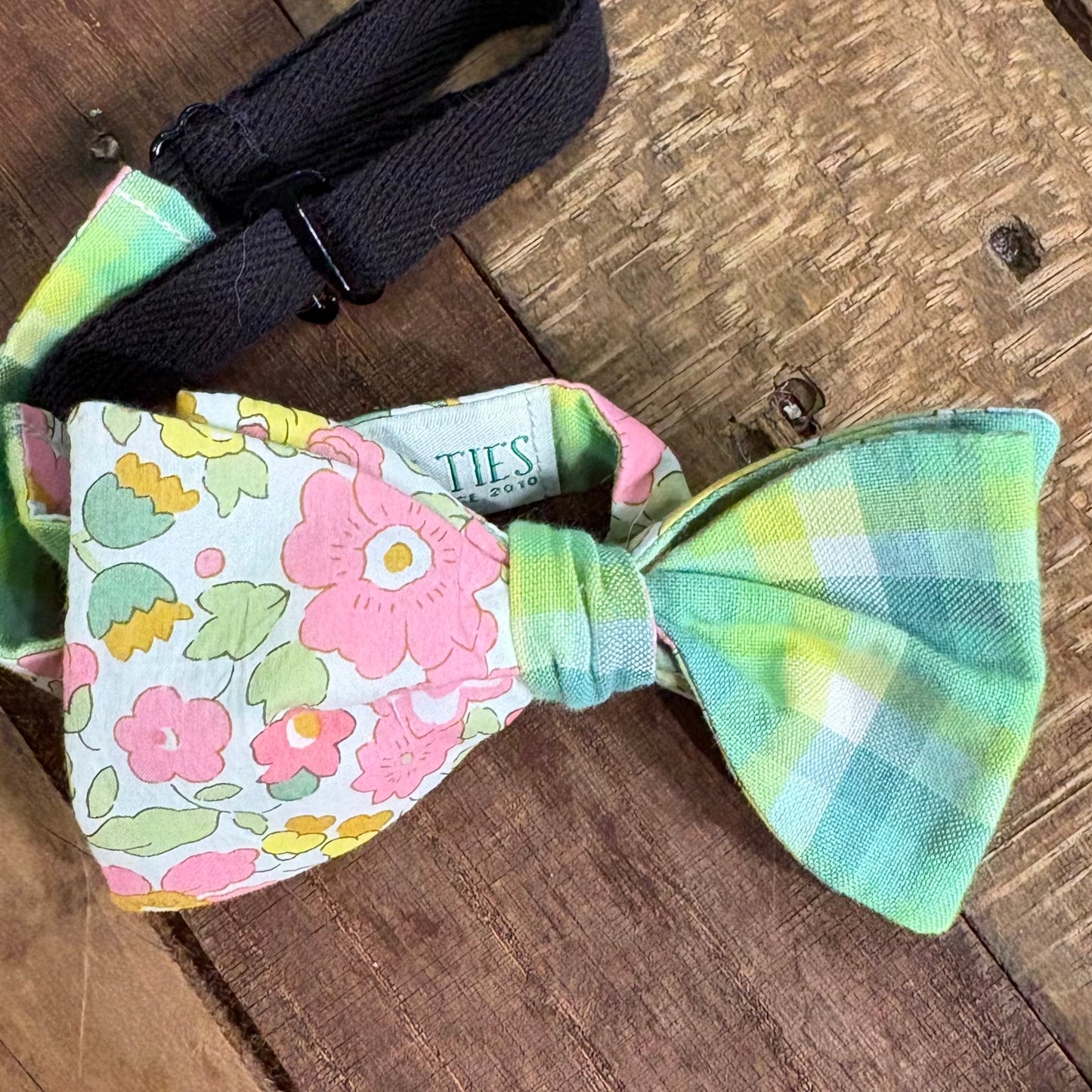 $25 Pink Bow Ties