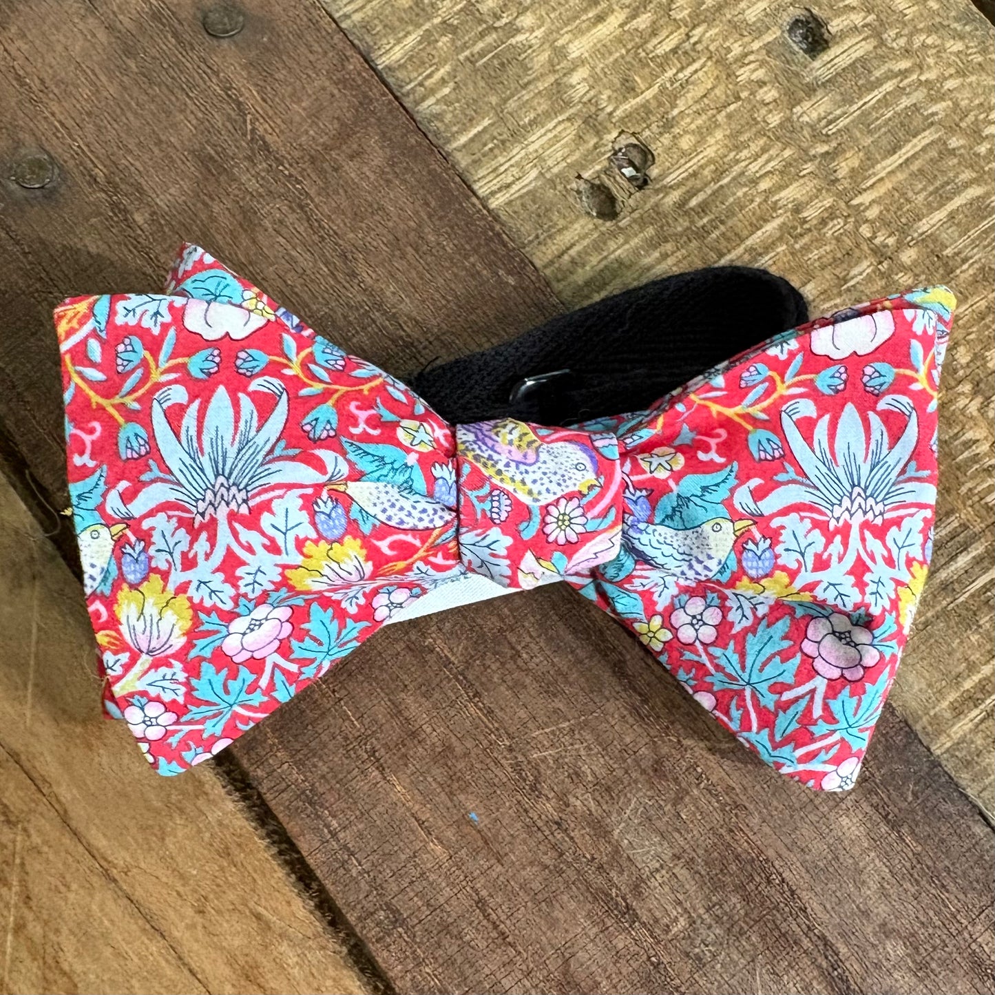$25 Coral/Red Bow Ties
