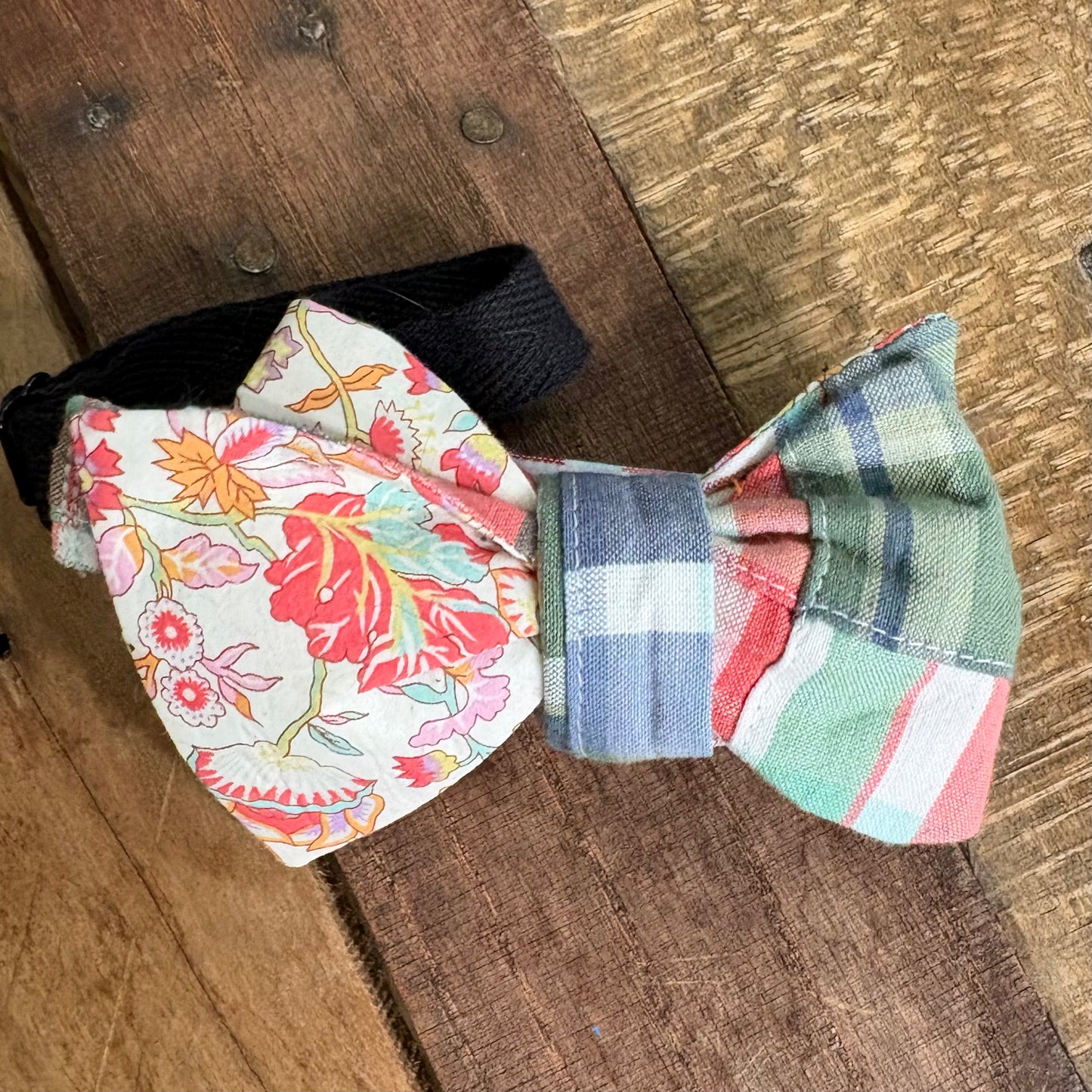 $25 Coral/Red Bow Ties