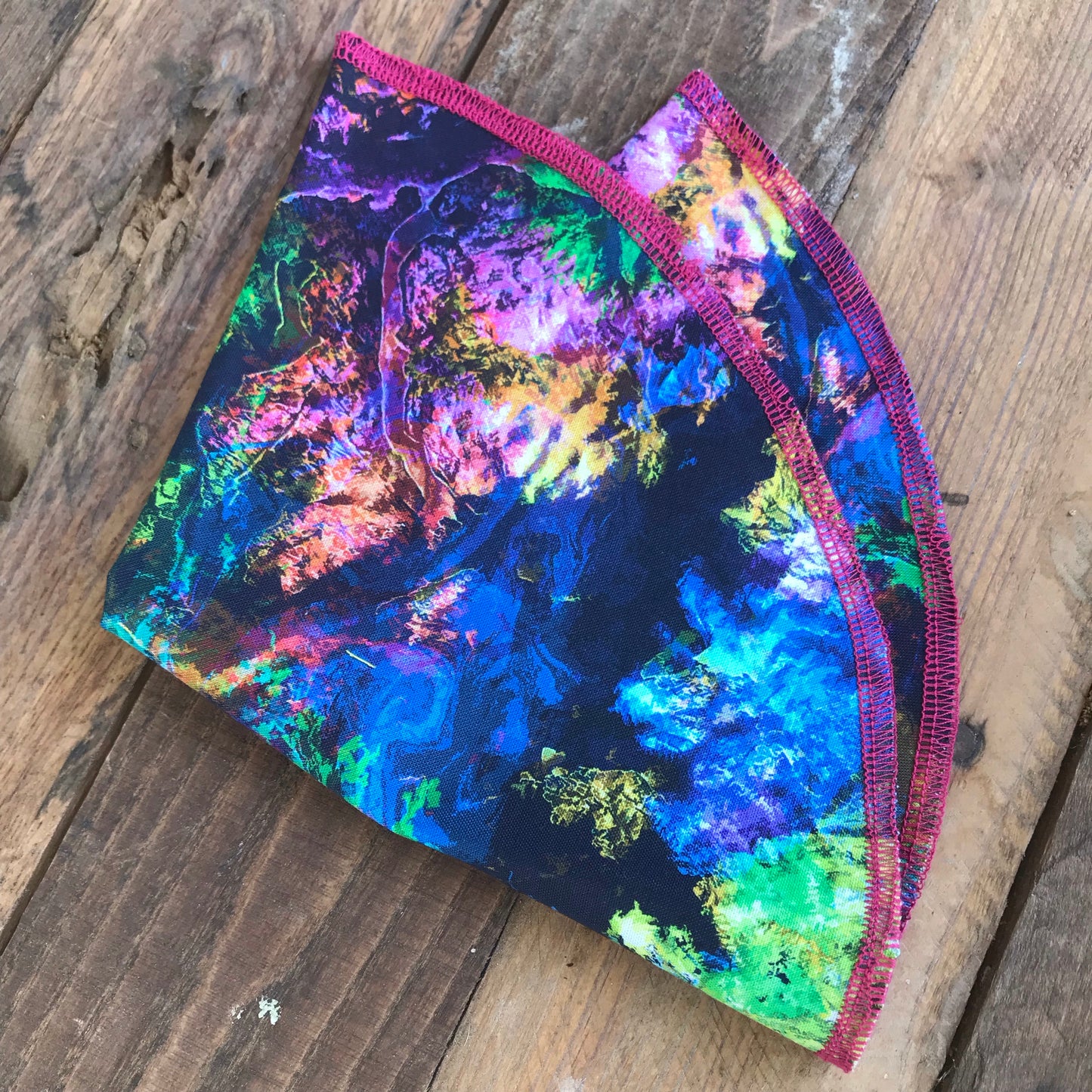 Neon Pocket Round