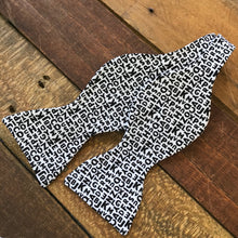 bow tie, bowtie, handmade bowtie, louisville kentucky bow tie, louisville bowtie