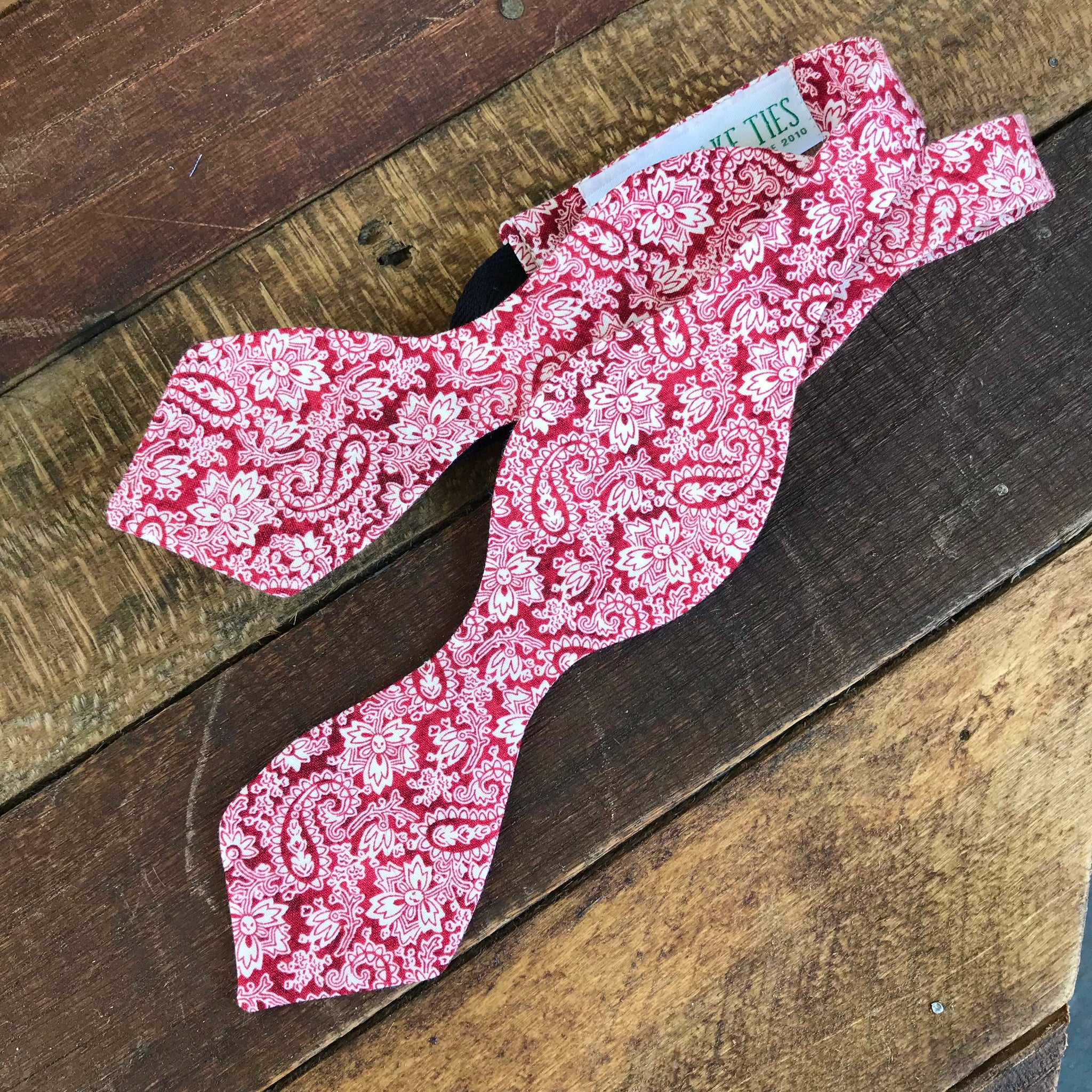 Red Kentucky Bow Tie – Peake Ties